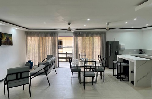 Coco House | Villa with excellent location in El Coco. Ideal for families or large groups