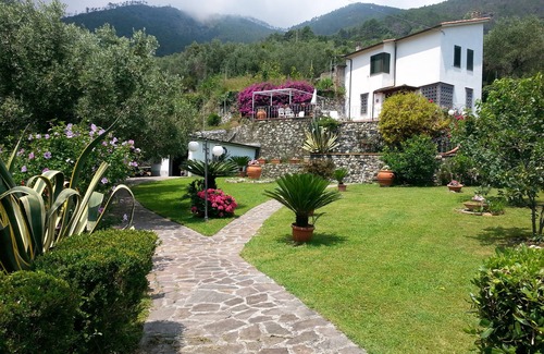 Cinque Terre Villa | Villa with large garden and splendid sea view. Parking space and free Wi-Fi