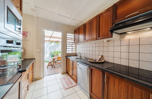La Saline Les Bains House | Villa with pool near the lagoon