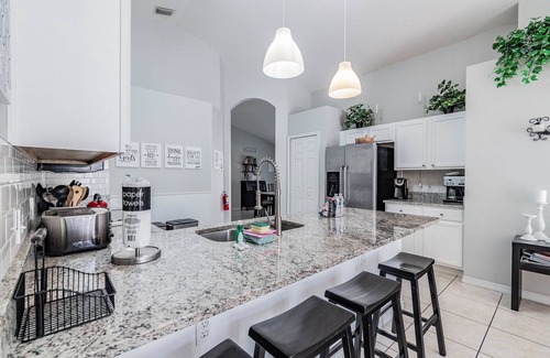 Lake Berkley Villa | Villa with Private Pool in Lake Berkley Resort