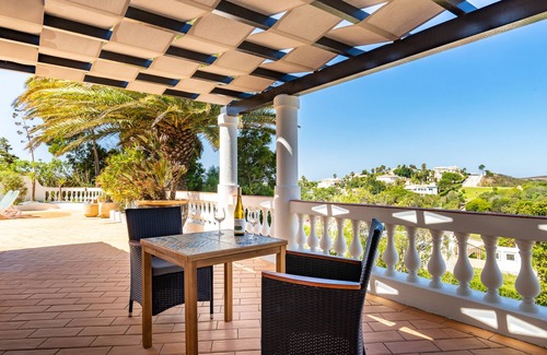 Vila do Bispo Villa | Villa with Private Pool, Fibre optic WIFI, Separate Children's Pool, Games room