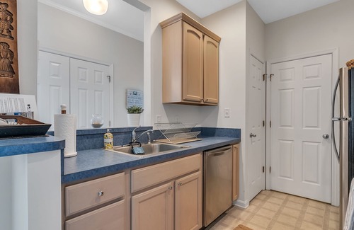 Villages of Five Points Condo | Village at Five Points Beach Condo Getaway
