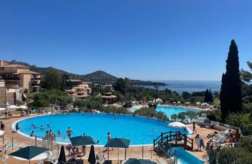 Cap Esterel Apartment | Village cap Esterel, piscine, plage