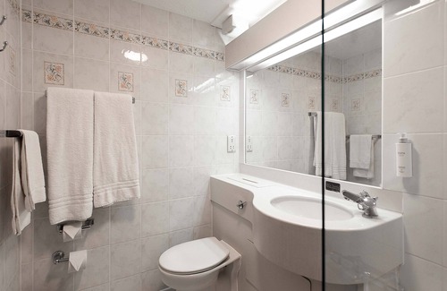 Prescot Hotel | Village Hotel Liverpool