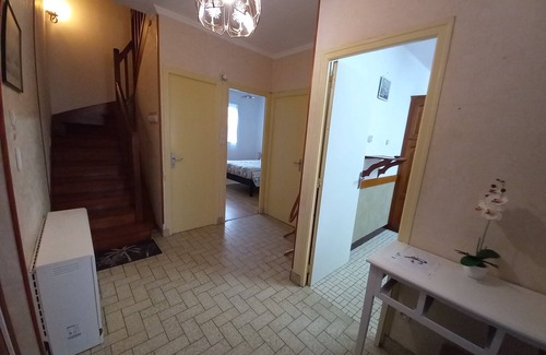 La Selle-Craonnaise House | Village house just a stone's throw from the countryside