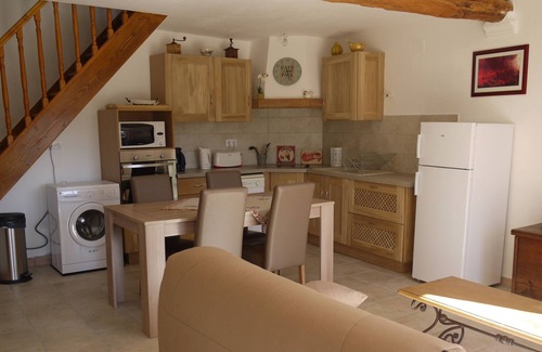 Saint-Julien House | Village house in typical Provencal hamlet