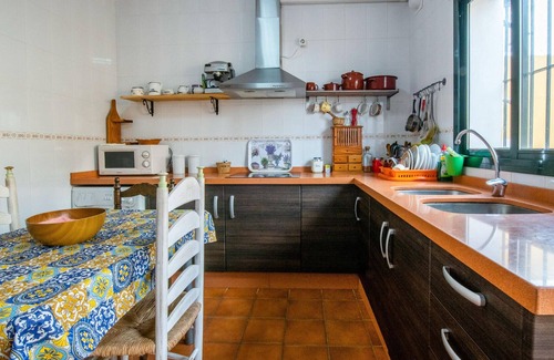 Jimera de Libar House | Village house on 3 levels in a very quiet area in the Natural Park of Los Alcornocales.