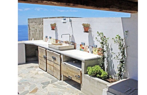 Morsiglia House | Village house with breathtaking sea views