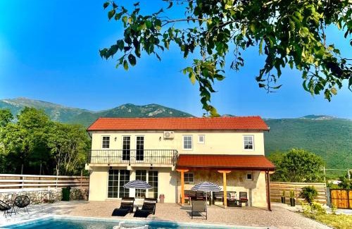 Mostar Villa | Village Pool Villa Silentium