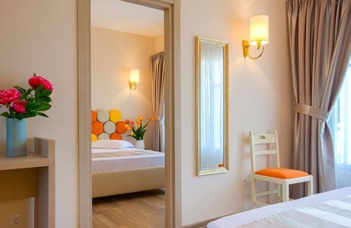 Kassiopi Hotel | Village-style resort hotel with 4 pools close to Kassiopi and the beach