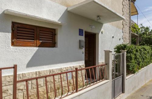 Komiza Villa | Villaina