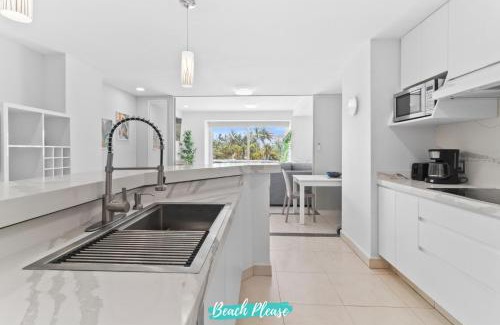 Nuevo Vallarta Apartment | Villamagna - Beachfront Retreat with Oceanviews