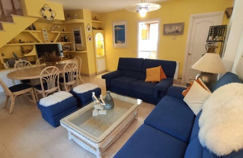 Platja d'Aro Ski Chalet | VILLAS COSETTE VILLA NURIA with pool and wifi in Playa de Aro