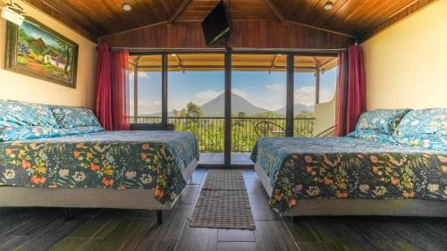 El Fosforo Bed & Breakfast | Villas Paradise Arenal Volcano Lake View