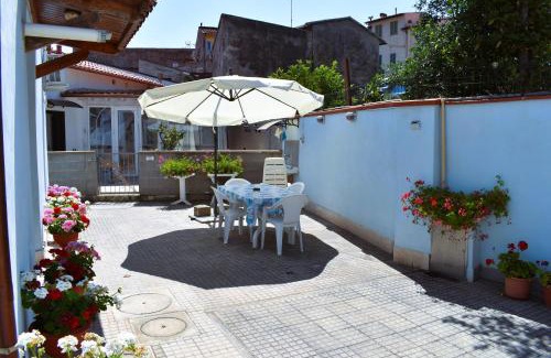 Marina di Pisa House | Villino La Perla Azzurra- Marina di Pisa