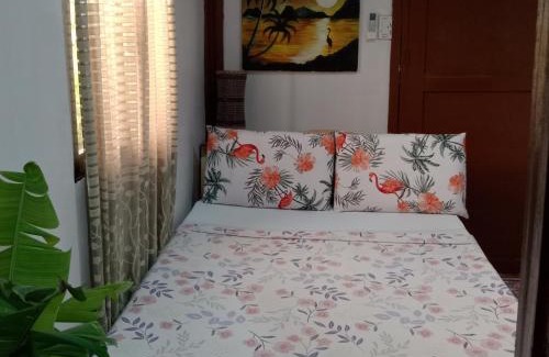 Port Barton House | Vincent Lloyd's Guestroom