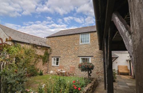 Burton Bradstock House | Vine Cottage