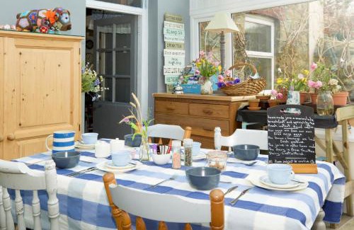 Par Bed & Breakfast | Vine Cottage