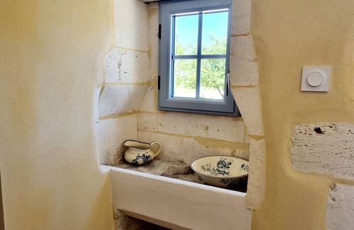 Bouteville House | Vine flowers Charentais cottage 3*