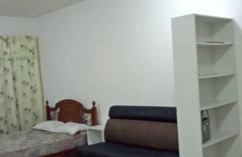 Taman Seri Gombak House | Vinly Suite One