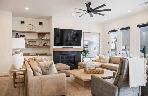 St. George House | Vinnie's Beach House home