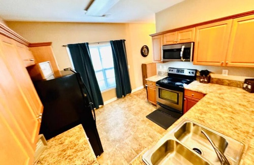 Prattville House | Vintage Boho Condo In Prattville