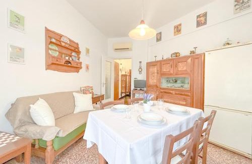 Savona Apartment | Vintage House - Wi-Fi - Beaches - Station 300 Mt