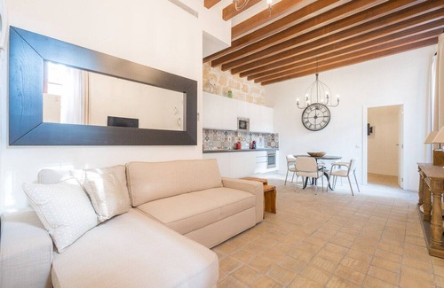 Cort Apartment | VINTAGE PALMA PALACE (CLASSIC 2) TI/200