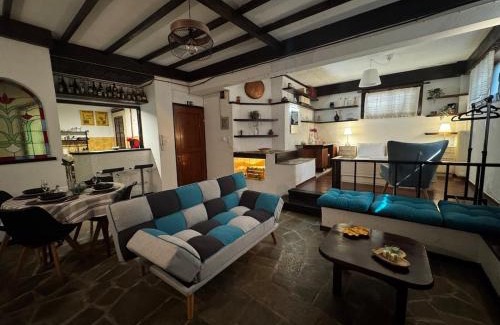 Kropia Apartment | Vintage Studio - Great for Travelers in Transit