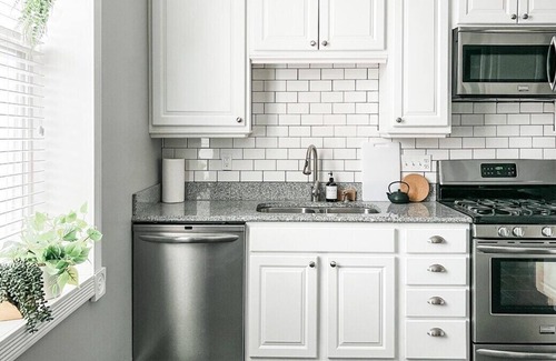 Benton Park Apartment | Vintage styled one bedroom apartment in an awesome location!
