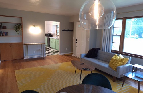 Benton Harbor House | Vintage Vibe & Mid-Century Charm in This Cozy 2-Bed Stay!