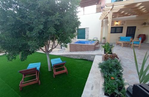 Kamilari Apartment | Viola