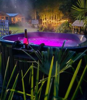 Miedzierza House | VIP VILLAGE Las Woda Rower - Podgrzewany Basen, Balia, Sauna