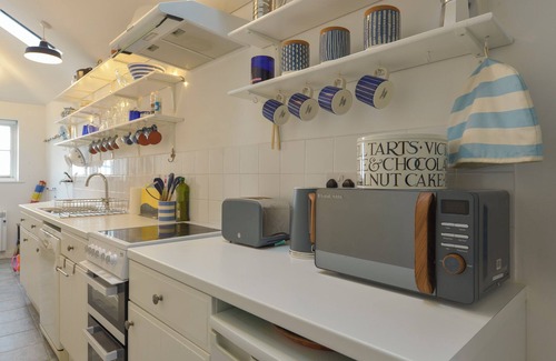 Portwrinkle Cottage | VIRGINIA COTTAGE, family friendly, with open fire in Whitsand Bay