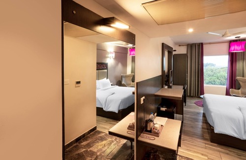 Palani Hotel | Visakka's The Amethyst Hotel