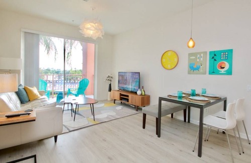 Florida Central Atlantic Coast Apartment | Vista Cay Lake View Treasure Fab Location by Pool Near Parks & OCCC
