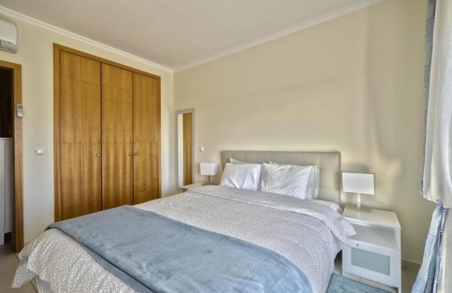Olhos D'Agua Apartment | Vista das Ondas - Apartamento 204