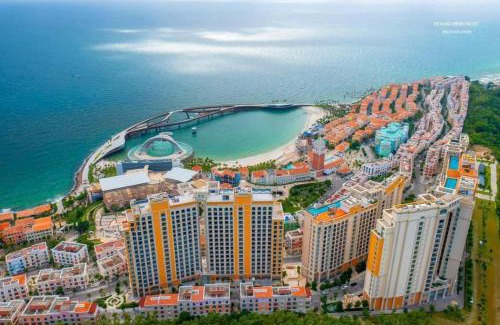 An Thoi Apartment | Vista Hillside Apartment Seaview & Firework