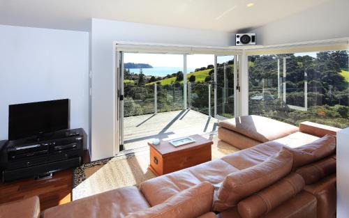 Onetangi Villa | Vista Twenty One - Stay Waiheke