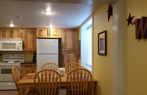 Lava Hot Springs House | Viva La Vida "Live The Life" Vacation Rental in Downtown Lava Hot Springs, Idaho