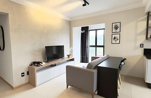 Centro Apartment | Viva o Centro de Blumenau | vaga | piscina | WIFI