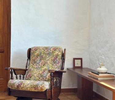 Moya House | Vivelorural Fontanales Casa Blanca