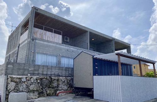 Miyakojima Apartment | vivid terrace