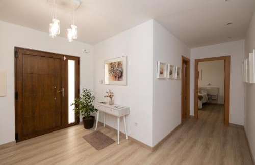 Moreruela de los Infanzones House | Vivienda La Laguna