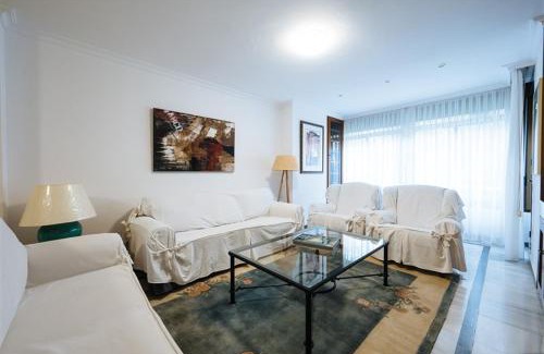 La Florida Apartment | VIVIENDA TURISTICA ATANASIO BARRON- Free PARKING