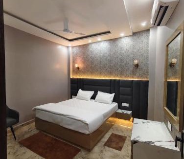 Allahabad Hotel | VKN Hotels and Resorts