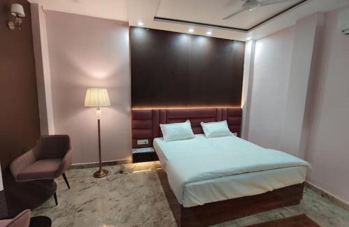 Allahabad Hotel | VKN Hotels and Resorts
