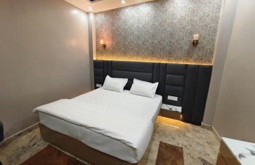 Allahabad Hotel | VKN Hotels and Resorts
