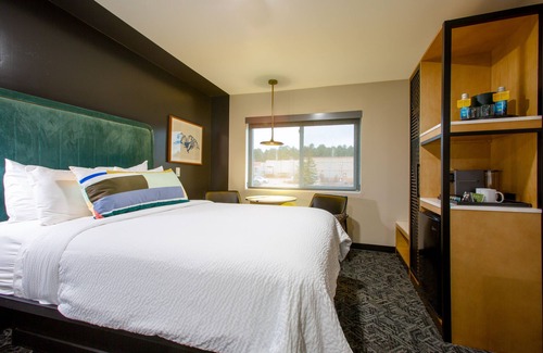 Woodlands Village Hotel | voco Flagstaff by IHG