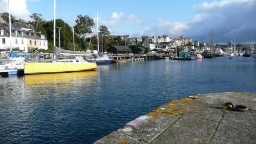 Finistere Boat Rental | Voilier Pyman - Le Chant Des Voiles